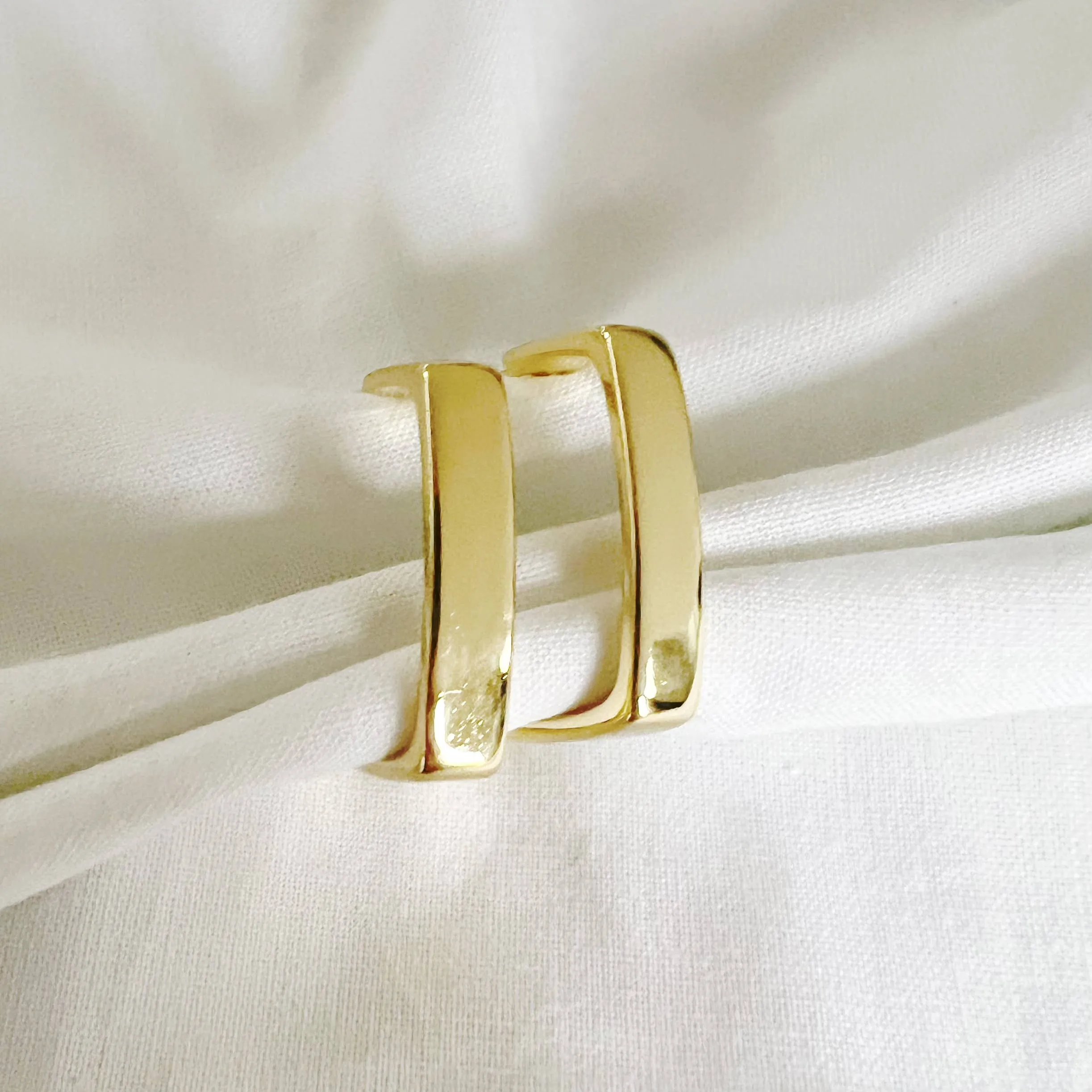 ARIES GEOMETRIC SQUARE HOOP EARRINGS | GOLD FILLED