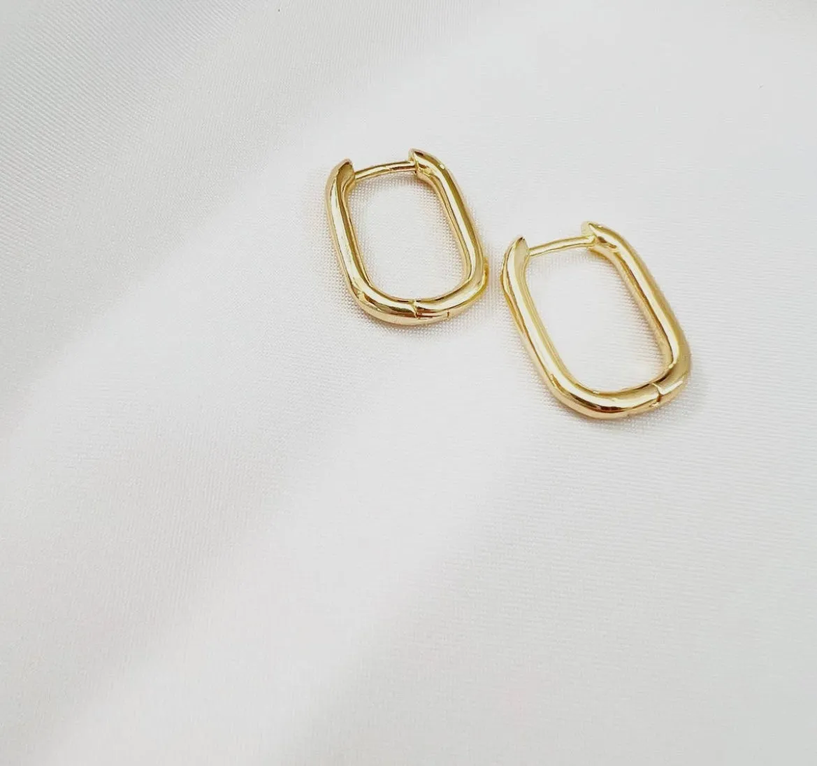 Kamryn Oblong Hoops Gold Filled